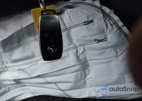 2022 Mercedes-Benz Glc 300 4Matic Suv from USA, damaged, VIN W1N0G8EB0NV366970